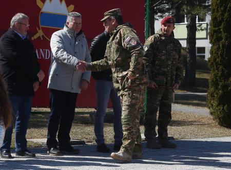 Dan centra za združeno usposabljanje slovenske vojske 04 foto Ljubo Vukelič